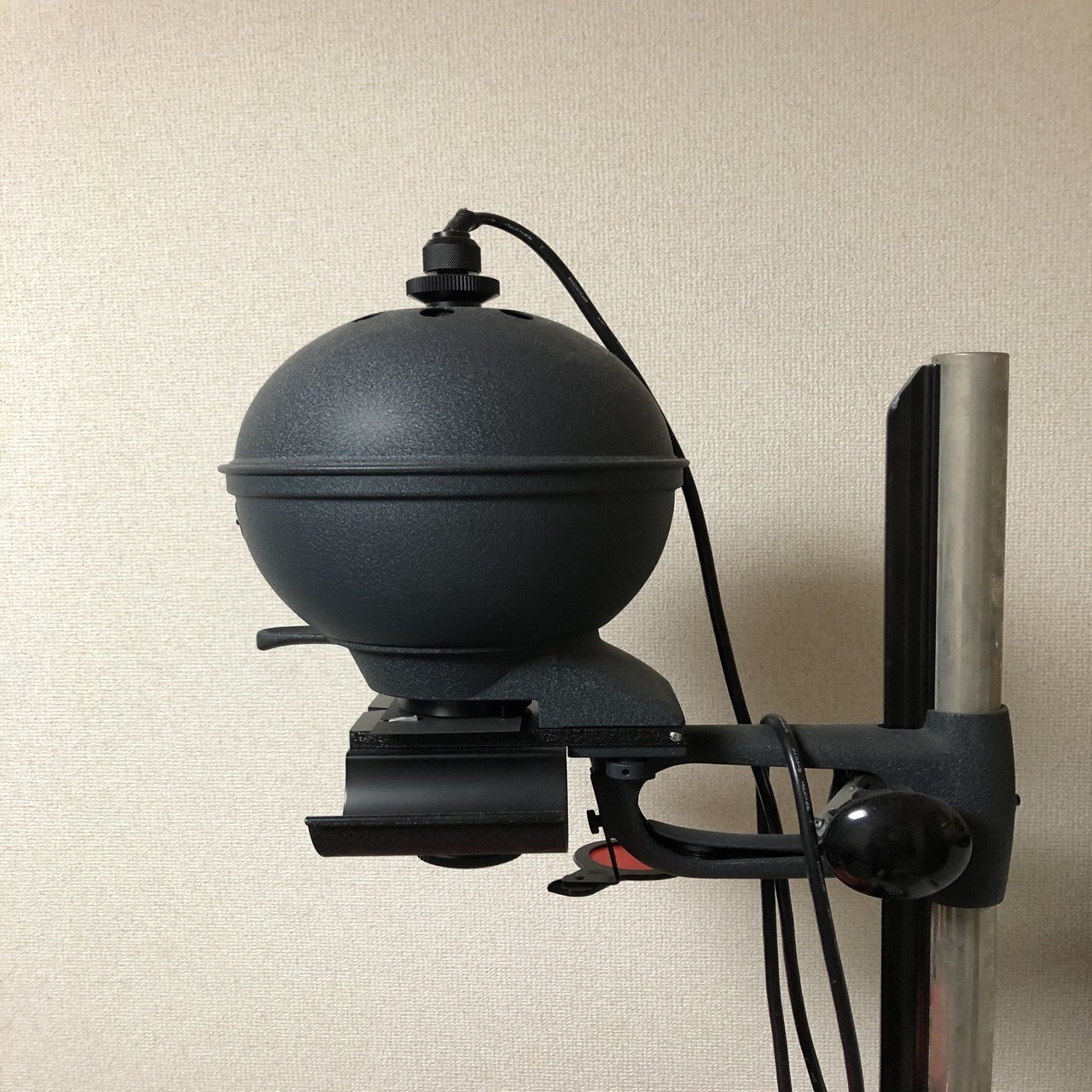 銀塩写真モノクロ引き伸ばし機（FUJI　A４５０） 銀塩写真・自宅暗室の始め方（準備編）｜eto_silversalt