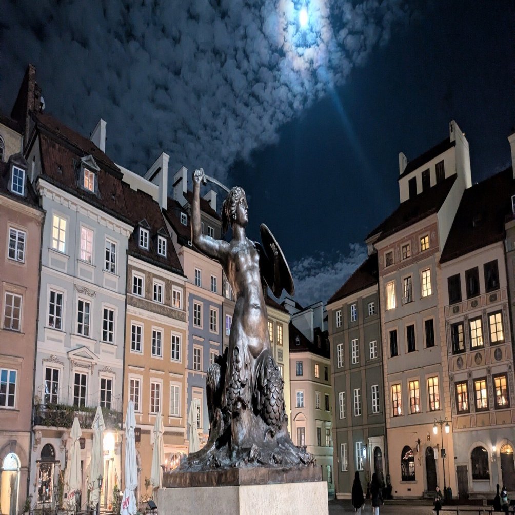 ワルシャワの人魚と日本の人魚。16.11.25｜といぷーどる