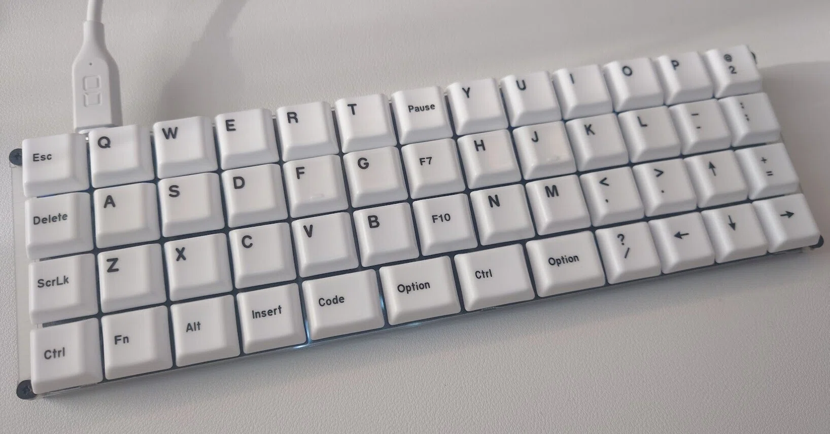 GoForty OrthoとCerakey」ロープロファイルオーソリニア40%キーボード GoForty OrthoとCerakey」ロープロファイルオーソリニア40%キーボード