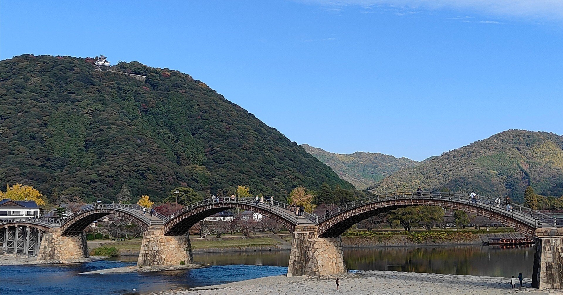 今日は．．．錦帯橋（岩国市）と紅葉を楽しみにツーリング｜今日は何しよう