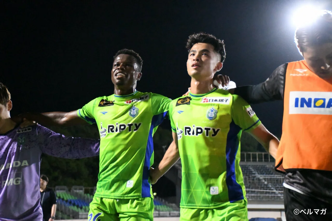湘南ベルマーレ　柴田選手使用ユニフォーム 湘南ベルマーレU-18出身選手の現在地「柴田徹」｜ベルマガ編集部