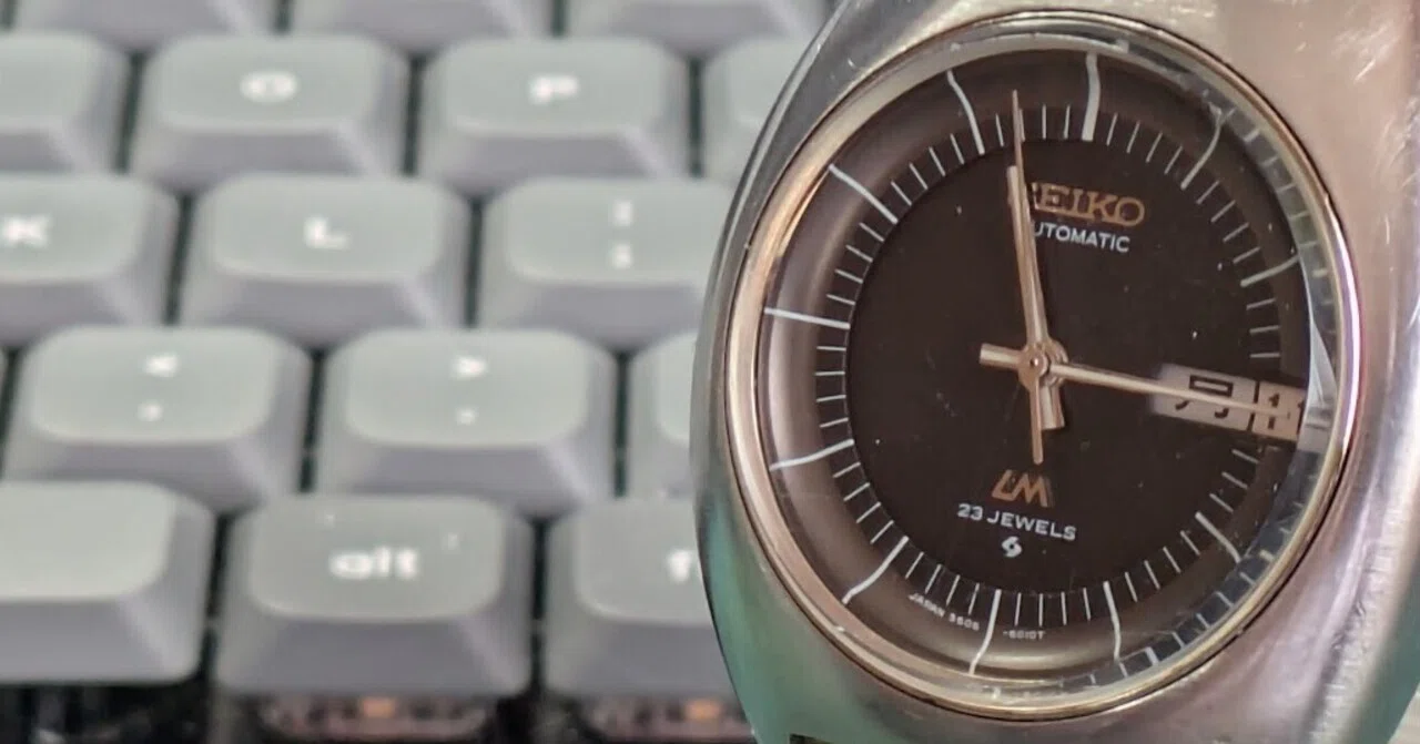 かず No.348 | Seiko | 5606-6000 | ガラス内側が曇る時計｜とある猫好き