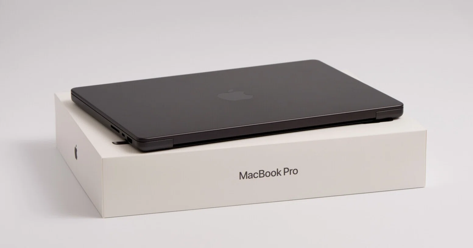 MacBook Air 2022年10月購入 | ヤマダウェブコム