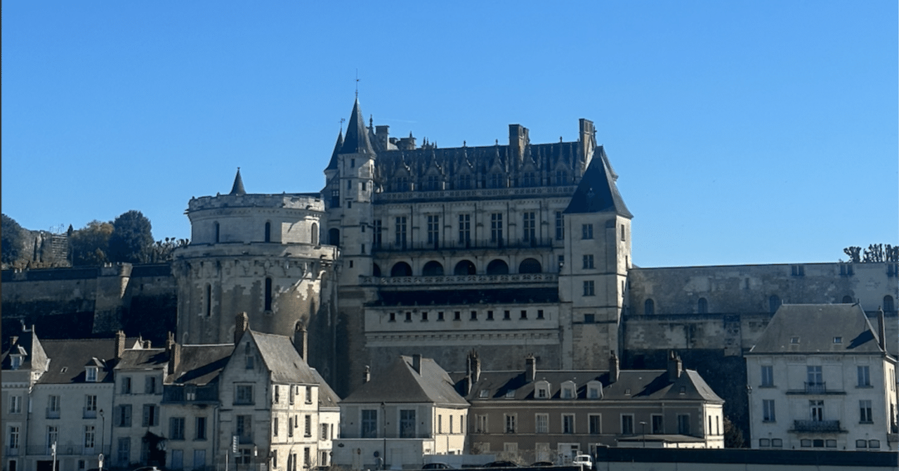フランス観光】ダ・ヴィンチが眠る城、アンボワーズ城（Château d