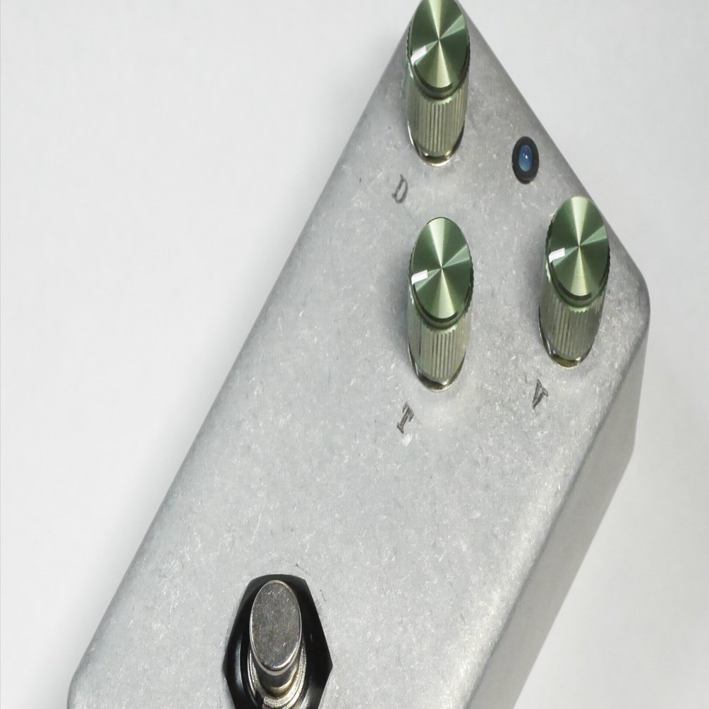 Systemuff｜ロシアンマフ系ファズ《AL STANDARD》 タイトで無骨、でも