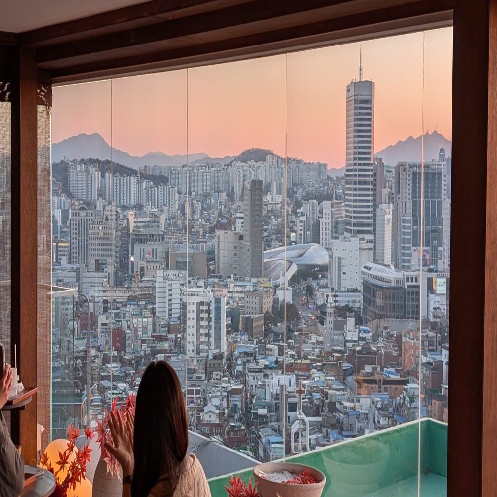 韓国行った時の景色の写真 ひとりで歩くソウルの夕暮れと、思いがけず見つけた“特別な景色”｜Kopi