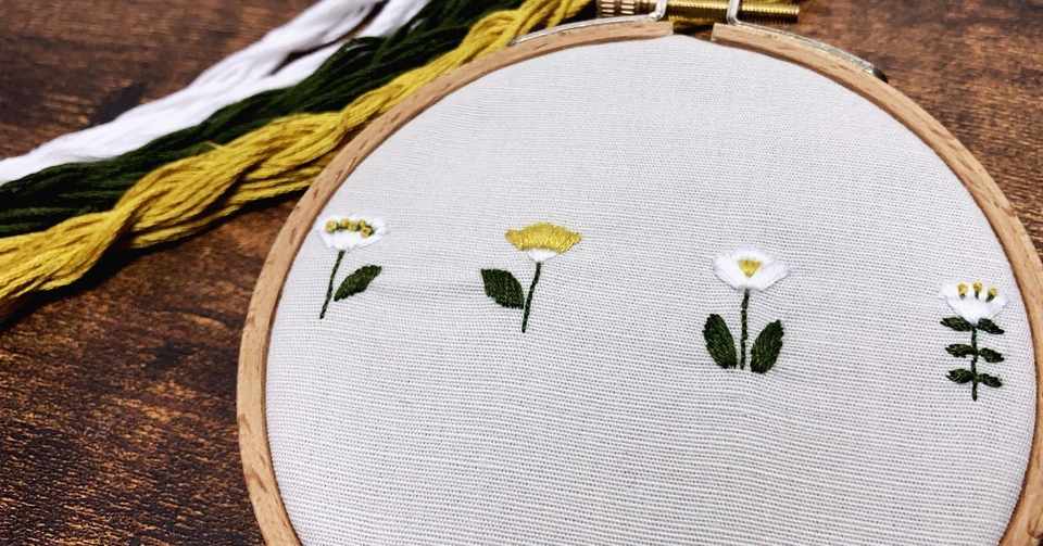 ワンポイントの花の刺繍 刺繍図案無料配布 Sioca 刺繍作家 Note