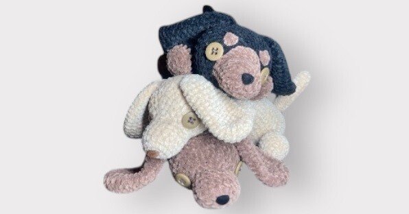 雲屋式ミニチュアダックスフンドのあみぐるみ｜雲屋あらくね