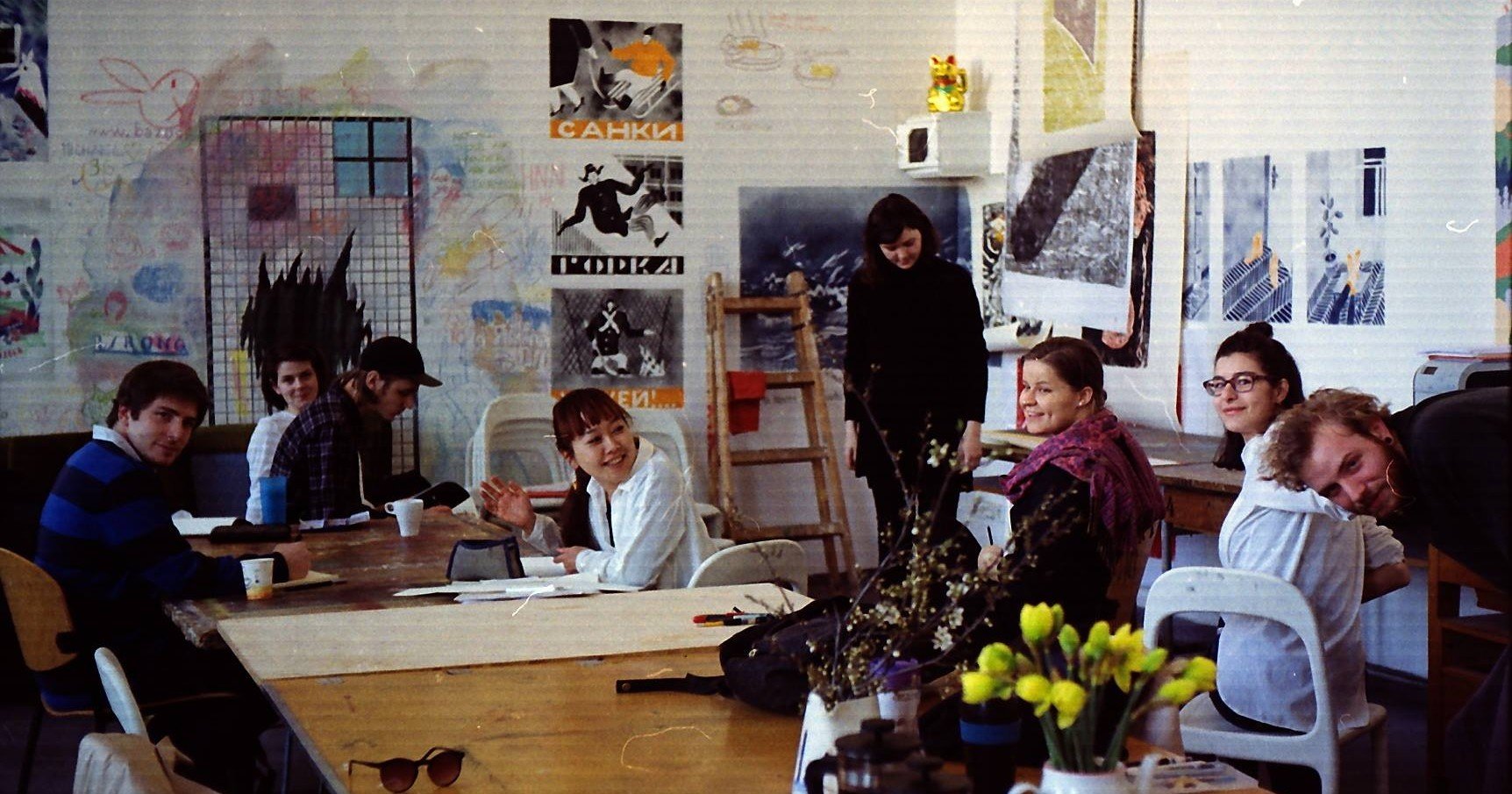 チェコの美大のお昼休みに起こること あまのさくや はんことことば Note