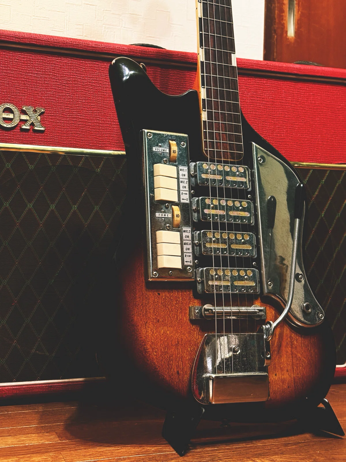 Teisco SS-4L 1964｜backyardguitars_b.j
