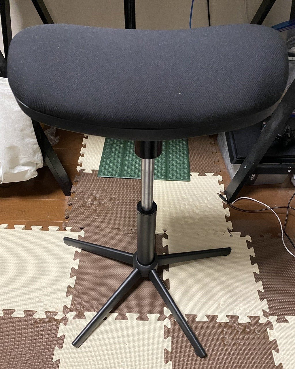 在宅環境を整えていたら机の上が機動要塞になってしまった ランドスケープアーバンストリート Note