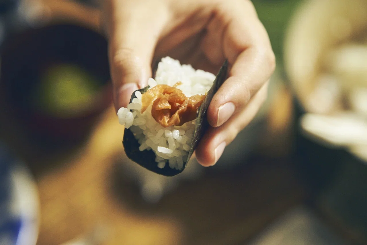 六角皿　今井真正 Enjoying Numata Nori's First-Harvest Mini Tasting Set｜今井真実