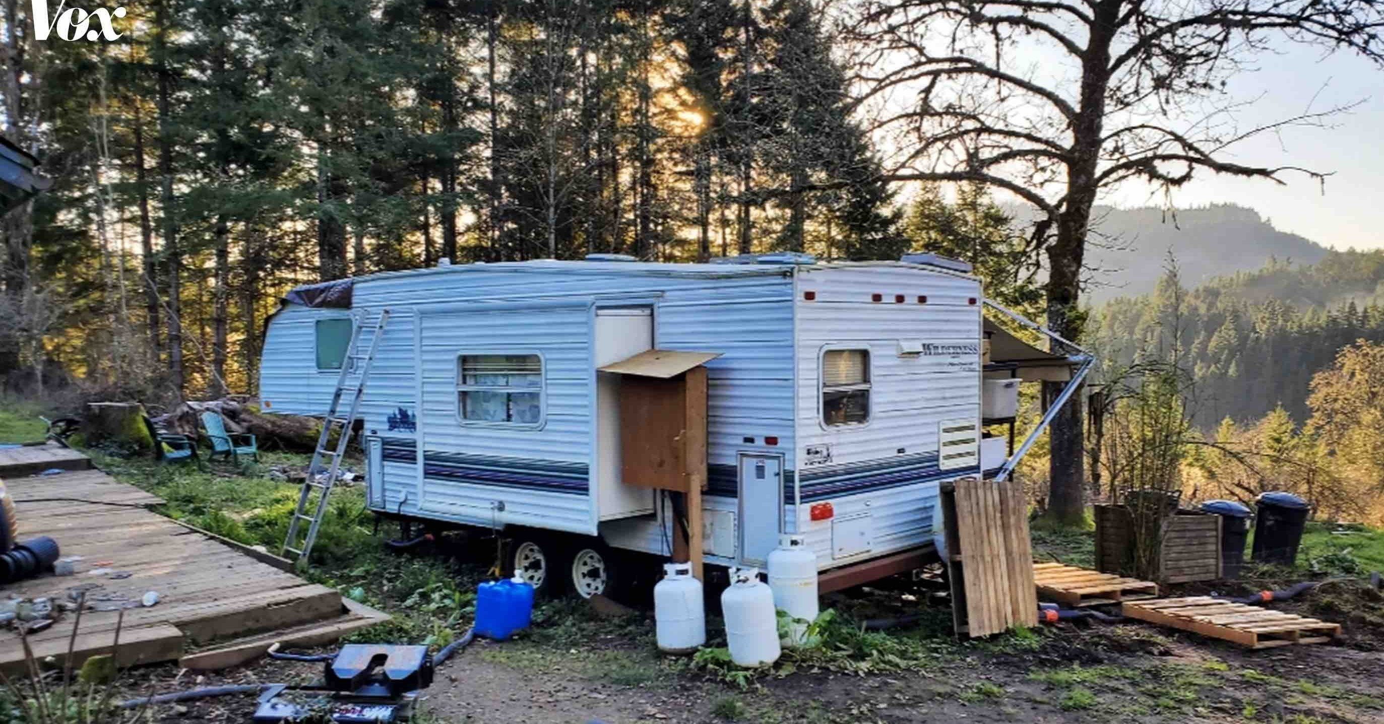 私はインターネットの届かないアメリカの田舎に住んでいる パンデミックは私をかつてないほど孤立させた 萩谷 海 Note 私はインターネットの届かないアメリカの田舎に住んでいる パンデミックは私をかつてないほど孤立させた 萩谷 海 Note