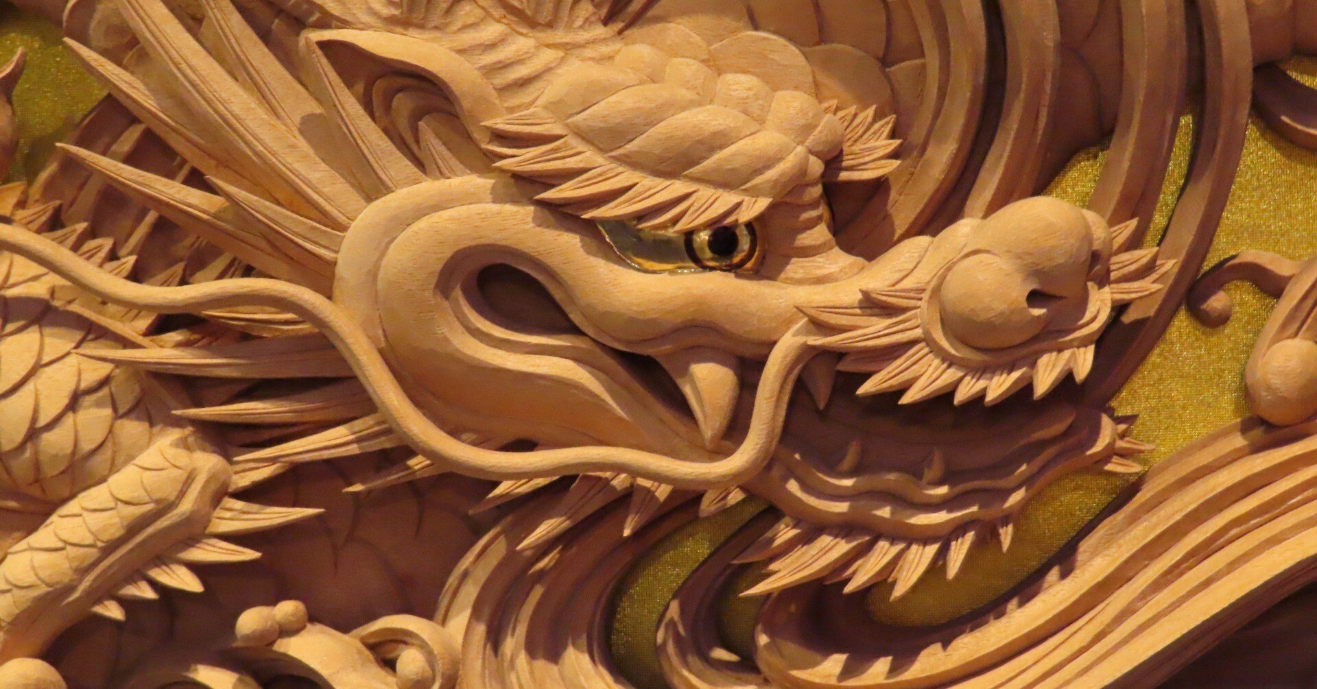 板額　書彫刻　浮彫彫刻　南湖刻 2025年秋、南砺旅行(後半)【一人旅の参考にどうぞ】｜水虎