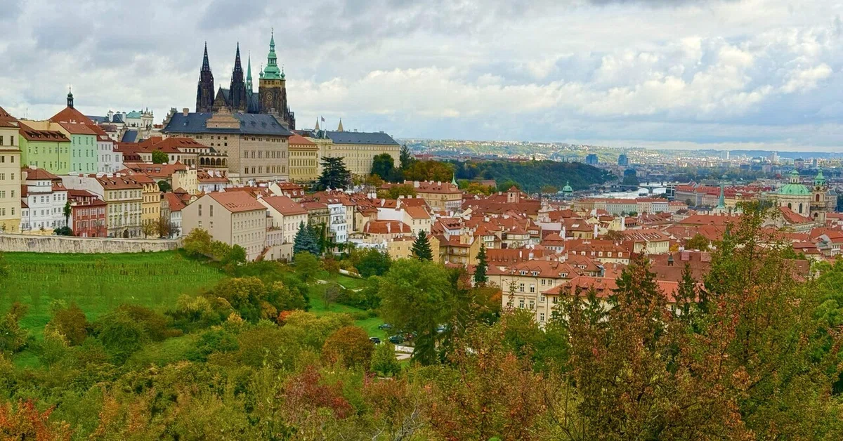 Central Europe Travel Log｜ Grandma Akko