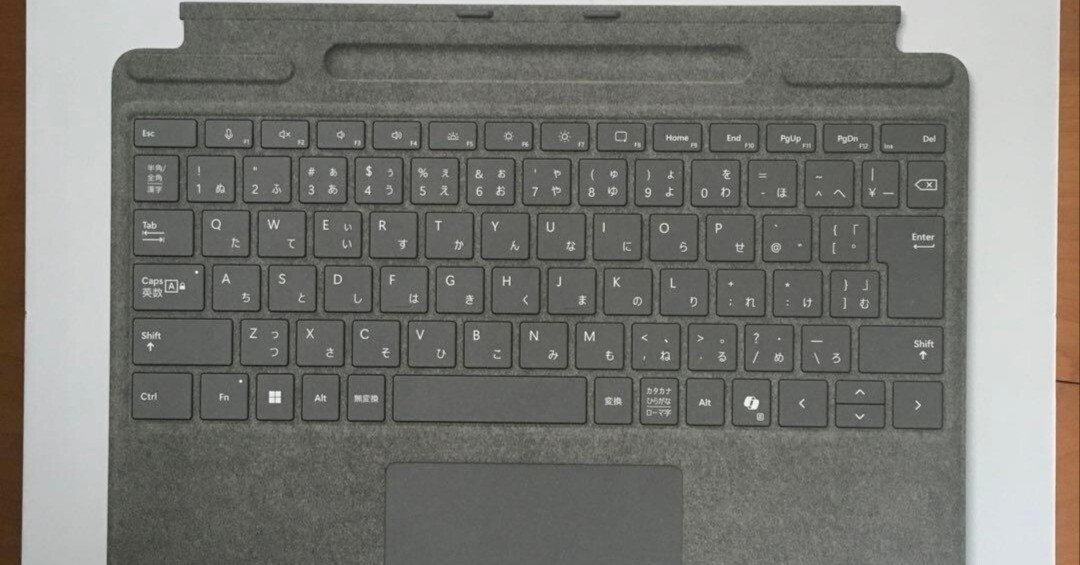 お値下げ＊動作確認のみ＊保証つき＊Surface Pro 13インチ　キーボード 本日見つけた掘り出しモン!】Surface Pro 13インチ キーボードがお