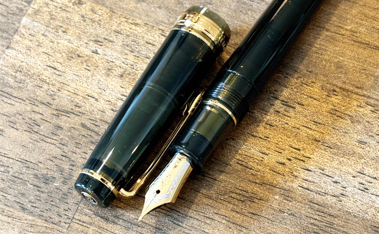 最も書き心地の良い万年筆』セーラー プロフェッショナルギア21金