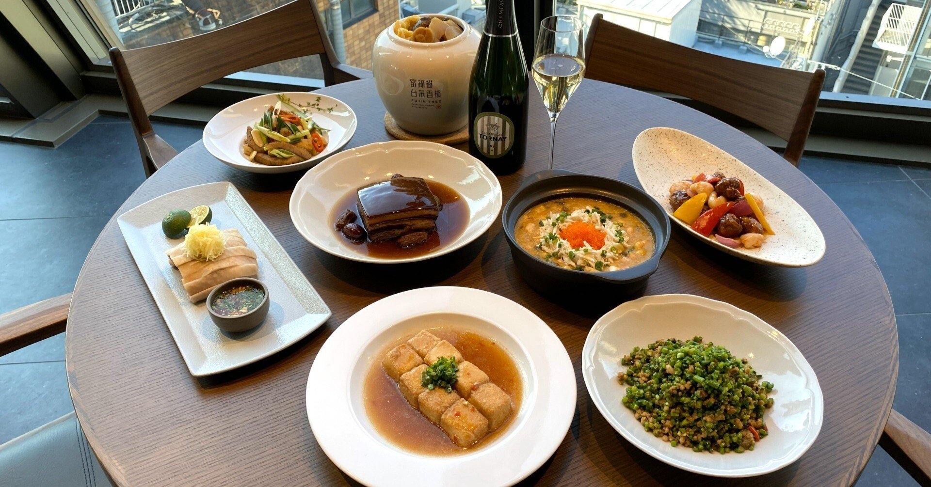 原宿に台湾の名店が上陸！『富錦樹台菜香檳』の新店限定メニューを一足