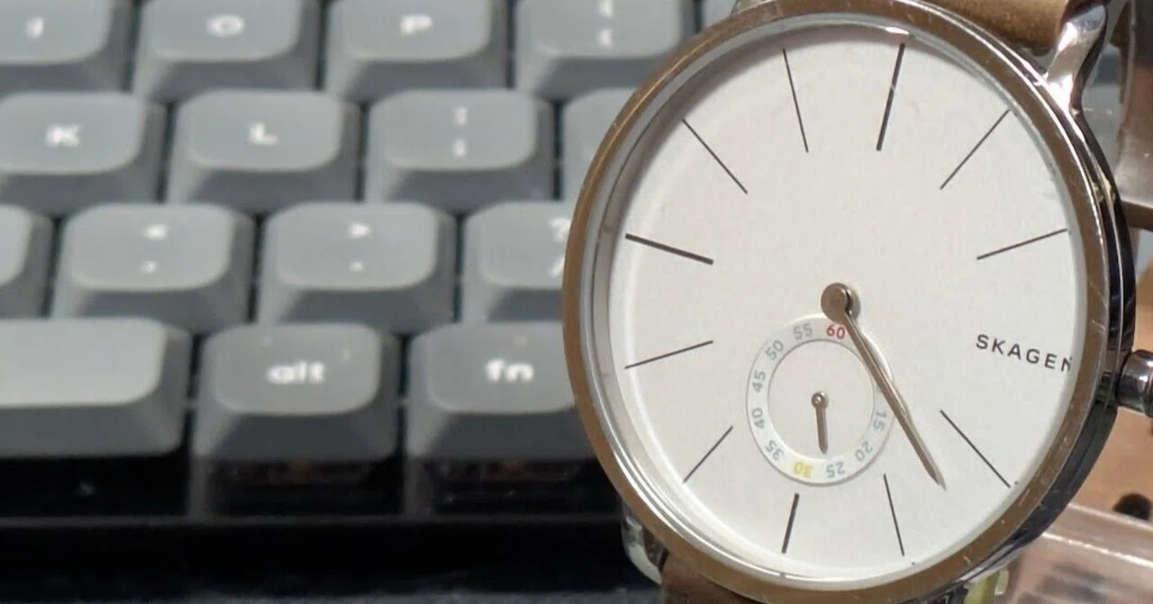 No.142 | Skagen | SKW6215 | 電池交換がすんごく面倒くさい時計｜と 