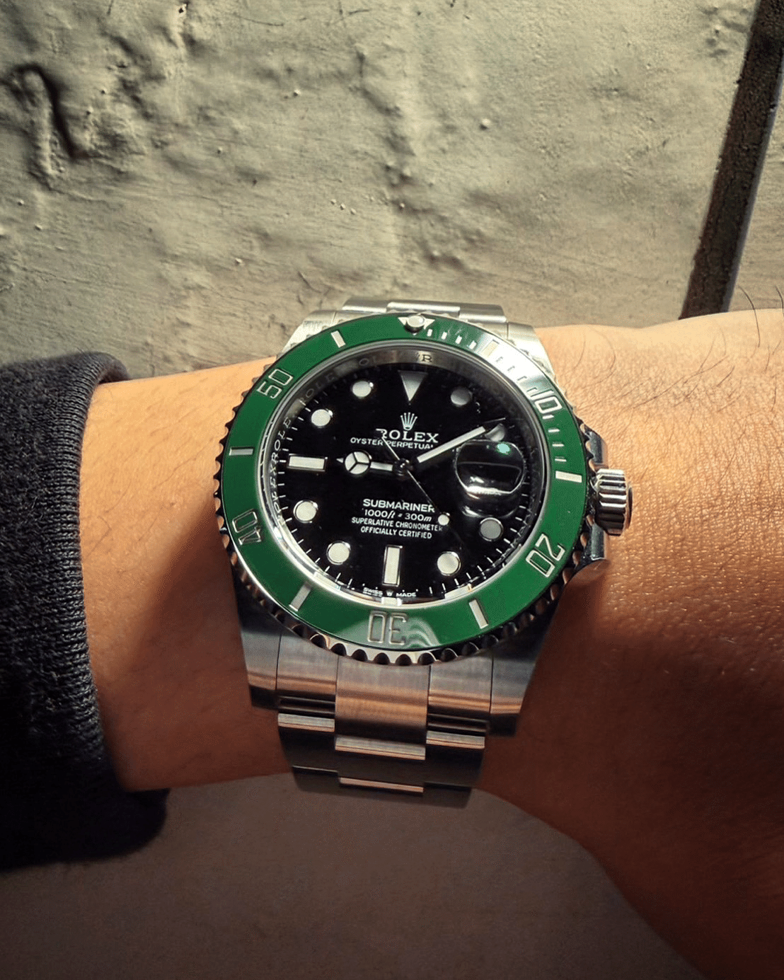 ROLEX】コーポレートカラーのこの腕時計ケースがオススメ🟢｜ケースの