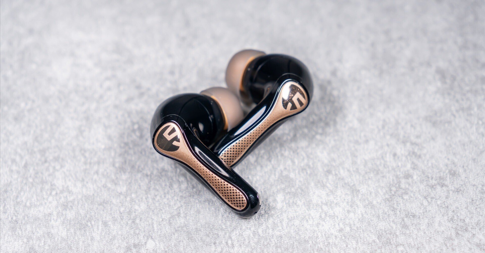 SOUNDPEATS Air5 Pro+ショートレビュー:低価格&高音質の高コスパ SOUNDPEATS Air5 Pro+ショートレビュー:低価格&高音質の高コスパ