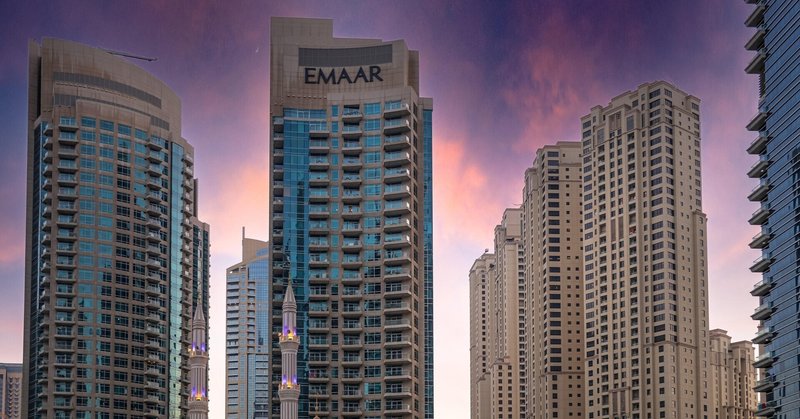 ドバイ・アブダビ不動産投資の税務戦略｜国際税務専門税理士が居住者・非居住者別に解説