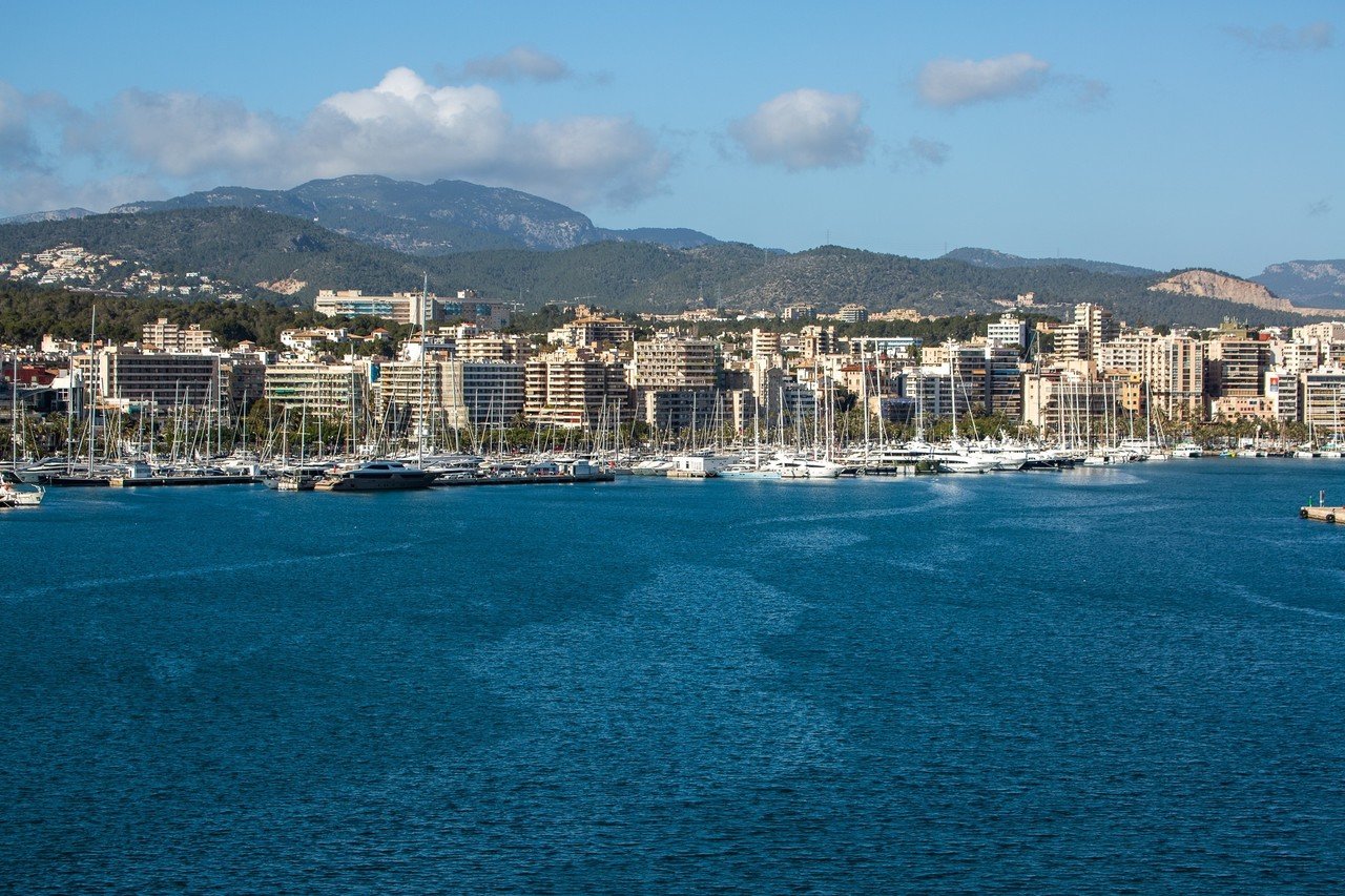 パルマ デ マヨルカ港 Zenpaku Note パルマ デ マヨルカ港 Zenpaku Note