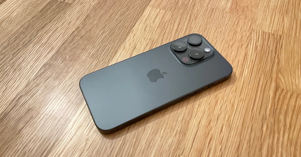 今更ながらiPhone15Proを買いました。｜ちぇれ太