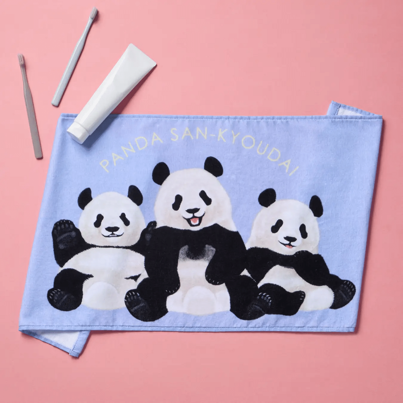 YOU+MORE!」がシャンシャン・シャオシャオ・レイレイをモチーフにした