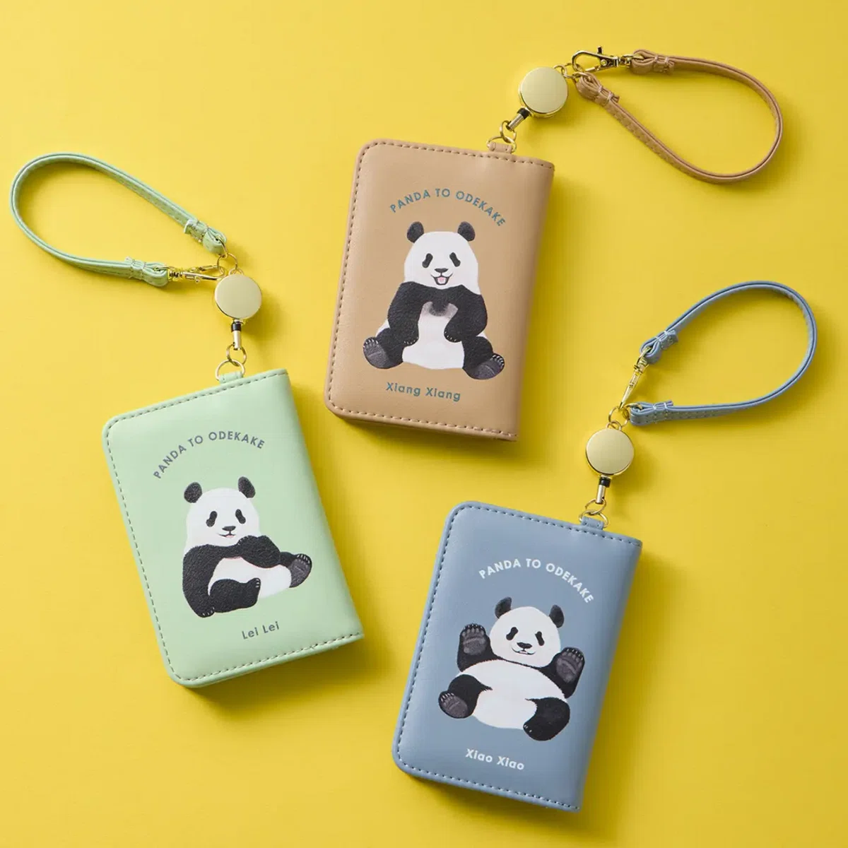 OMAMORI おまもり　御守　シャンシャン　シャオシャオ　レイレイ　Panda YOU+MORE!」がシャンシャン・シャオシャオ・レイレイをモチーフにした