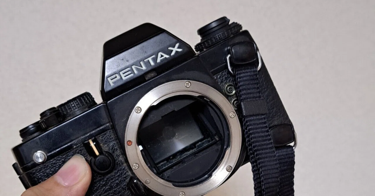 ペンタックス望遠カメラ。お下げいたしました。 直ったPentax、直らなかったPentax｜うにょーん