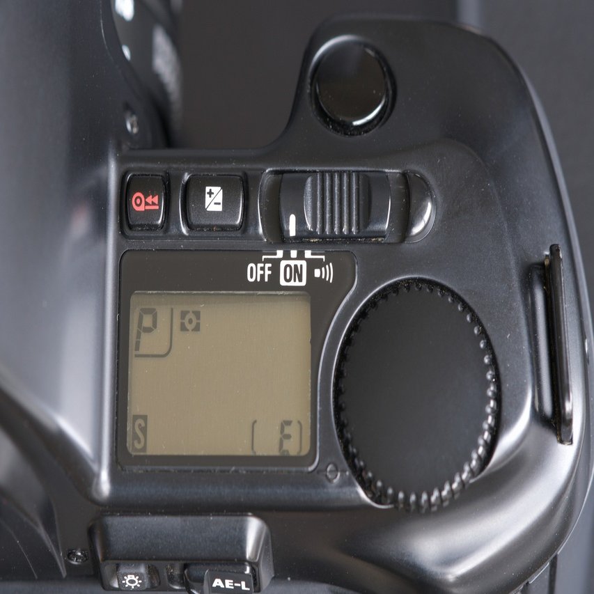 私のおすすめフィルムカメラ 「Nikon ニコン F801s」 コスパ最強カメラ