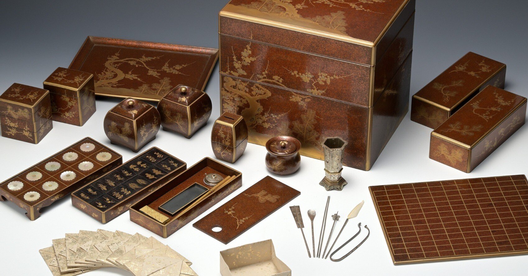 若松蒔絵十種香箱【藤田美術館100選-4】｜藤田美術館