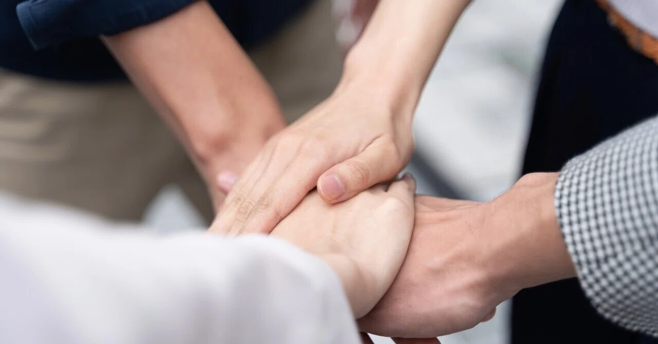 すでに出来上がった輪に入れないとき、どう自分らしさを守るか｜SANACO（さなこ）｜心と体を整える看護師・セルフケアコーチ