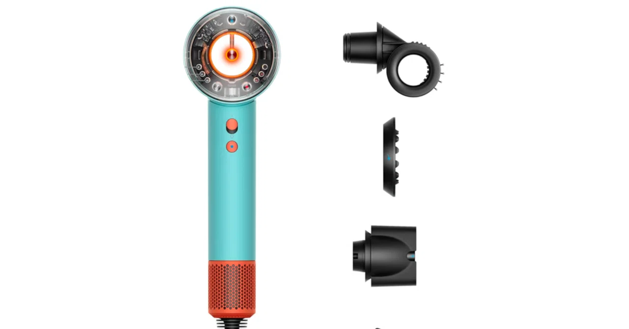 髪が自ら光る。Dyson Supersonic Nural™ Shineが実現する、サロン級の