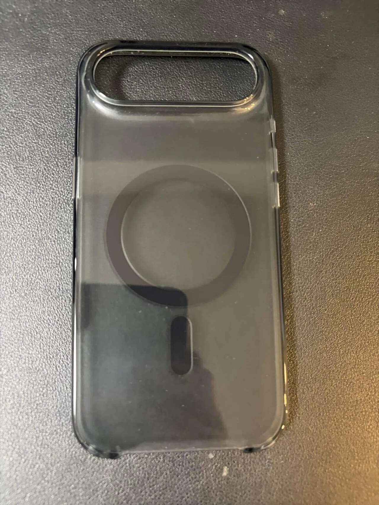 使用レビュー】iPhone Air と一緒に買ったor使っているアクセサリー