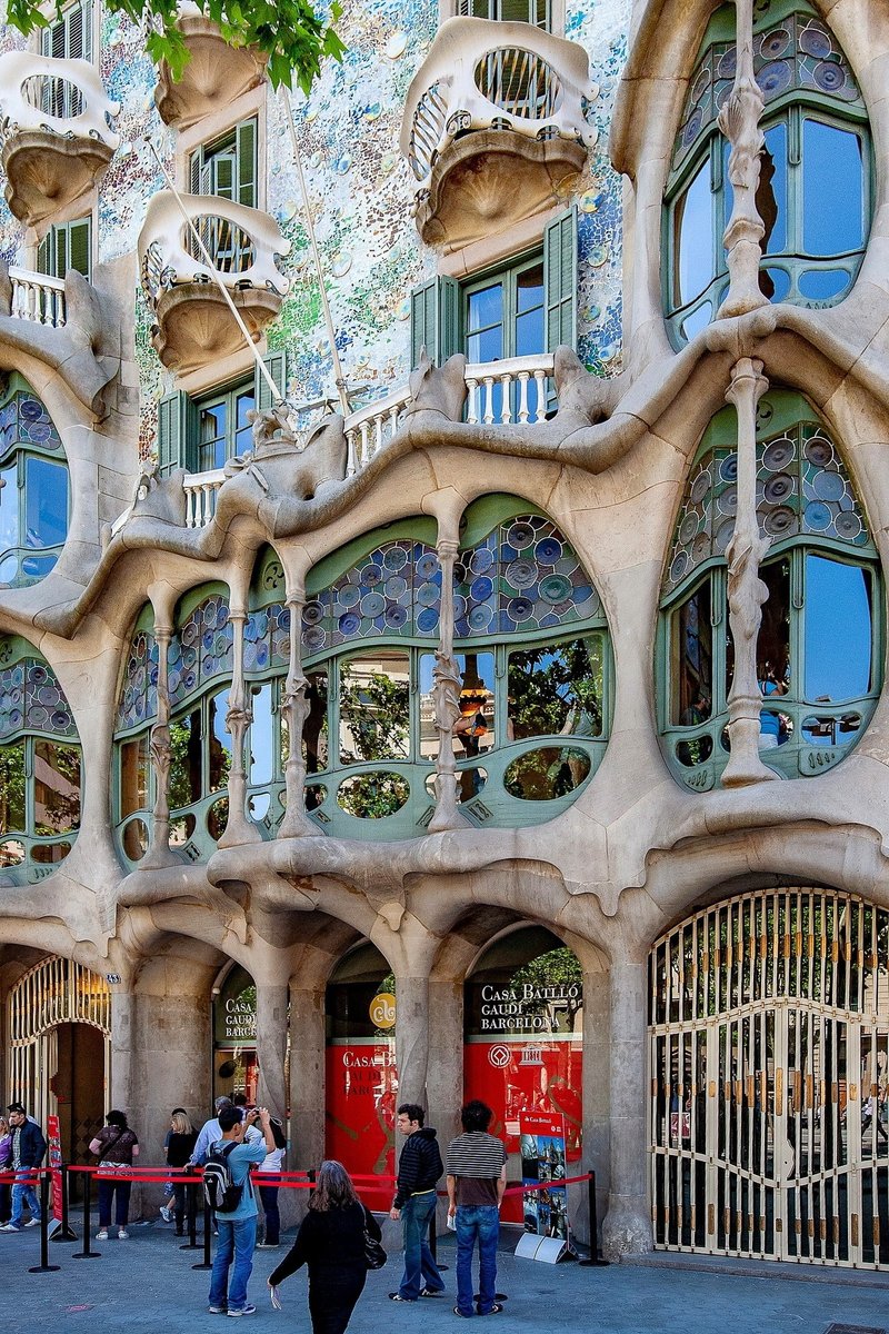 世界遺産 アントニ ガウディの作品群 Zenpaku Note