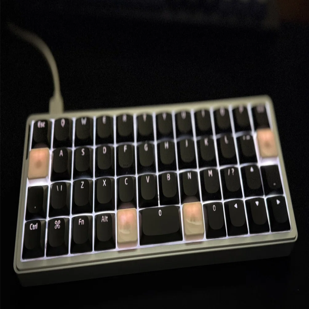 【キーキャップ付】Epomaker Luma40【無線可】 EPOMAKERLUMA40_12.png?v=1761214455