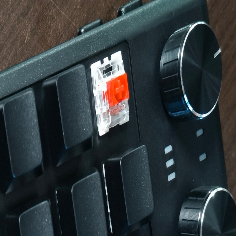 謎の左手デバイス2500円は使えるのか【中華デバイス】｜くろ