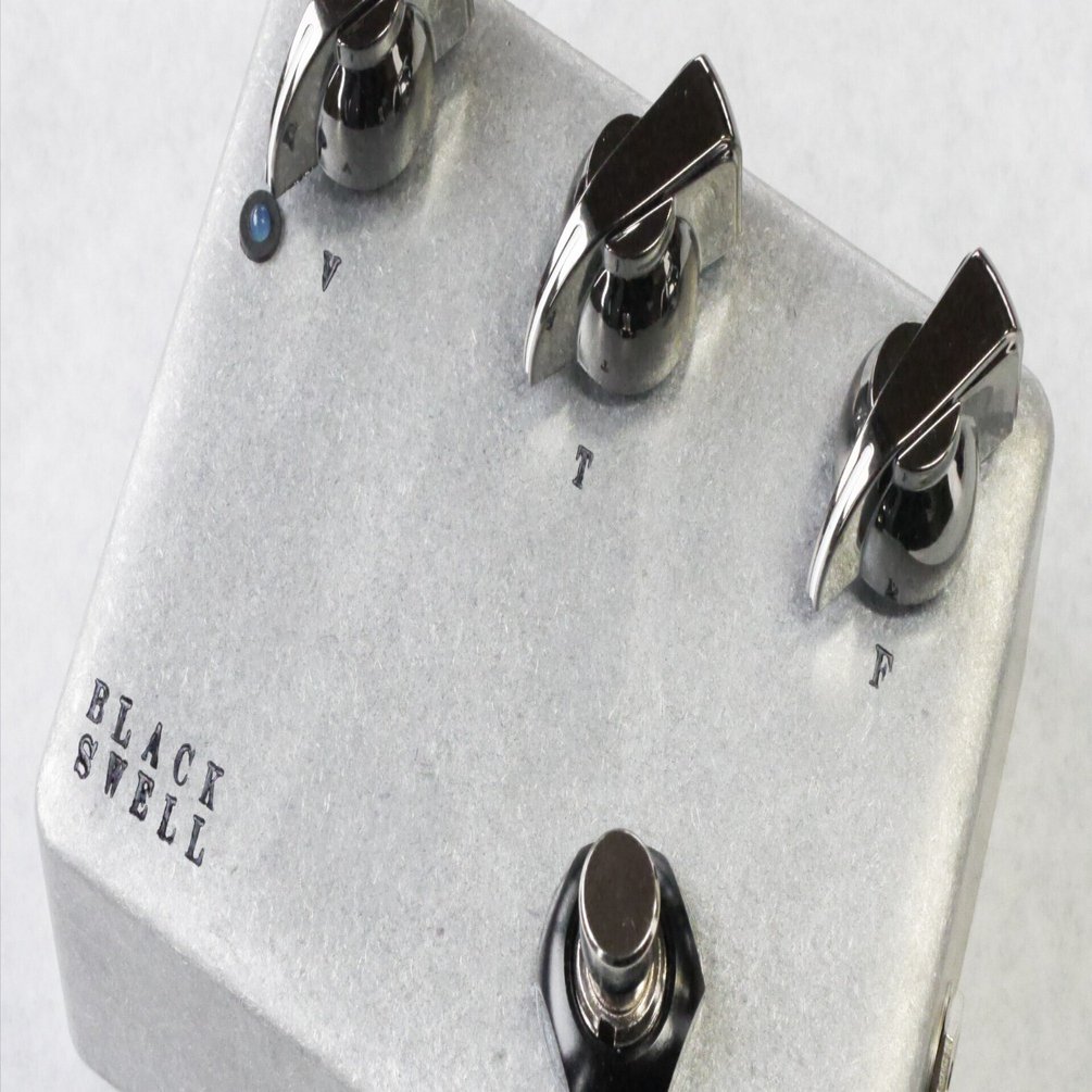 新発売〉Black Swell｜Bass Brassmaster系オクターブ・ファズ。 ベース