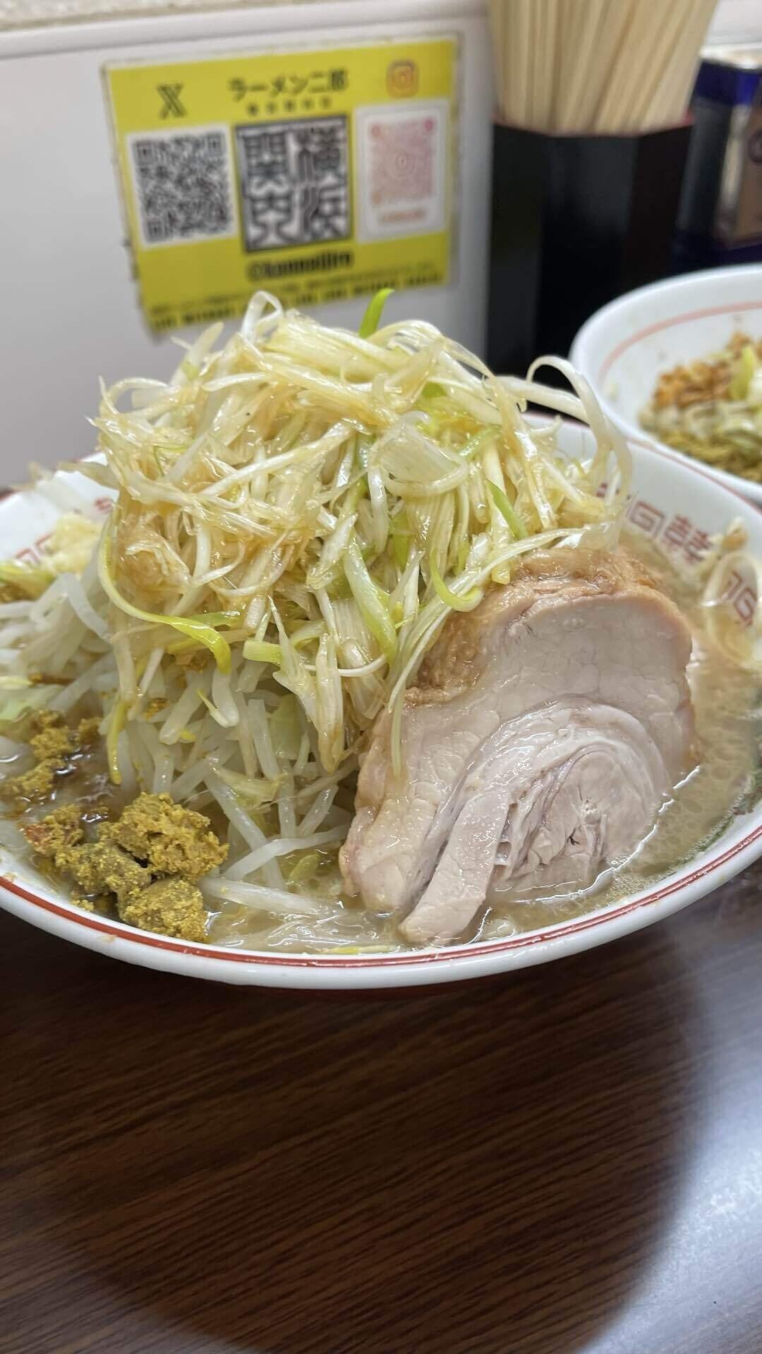 いつも行列】 ラーメン二郎 横浜関内店 徹底解説 ｜直系二郎大好きマン