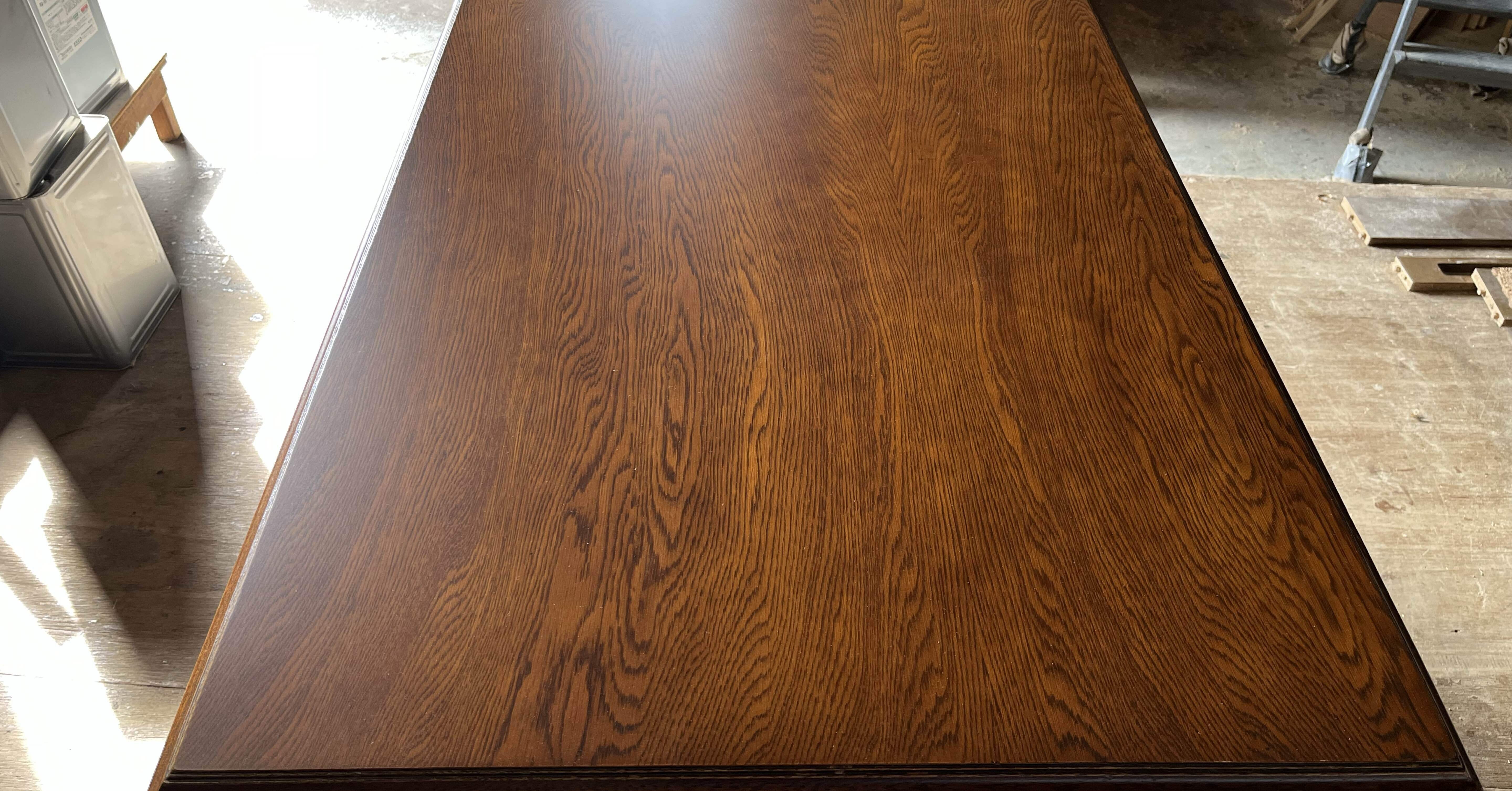 🪚 天板再塗装はこうして完成する。杉田木工所の職人が実例で語る再生