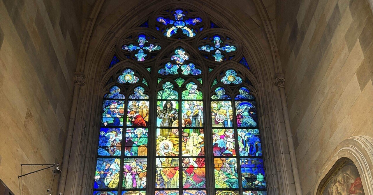 東欧ひとり旅｜異彩を放つミュシャのステンドグラスに感動！いよいよ