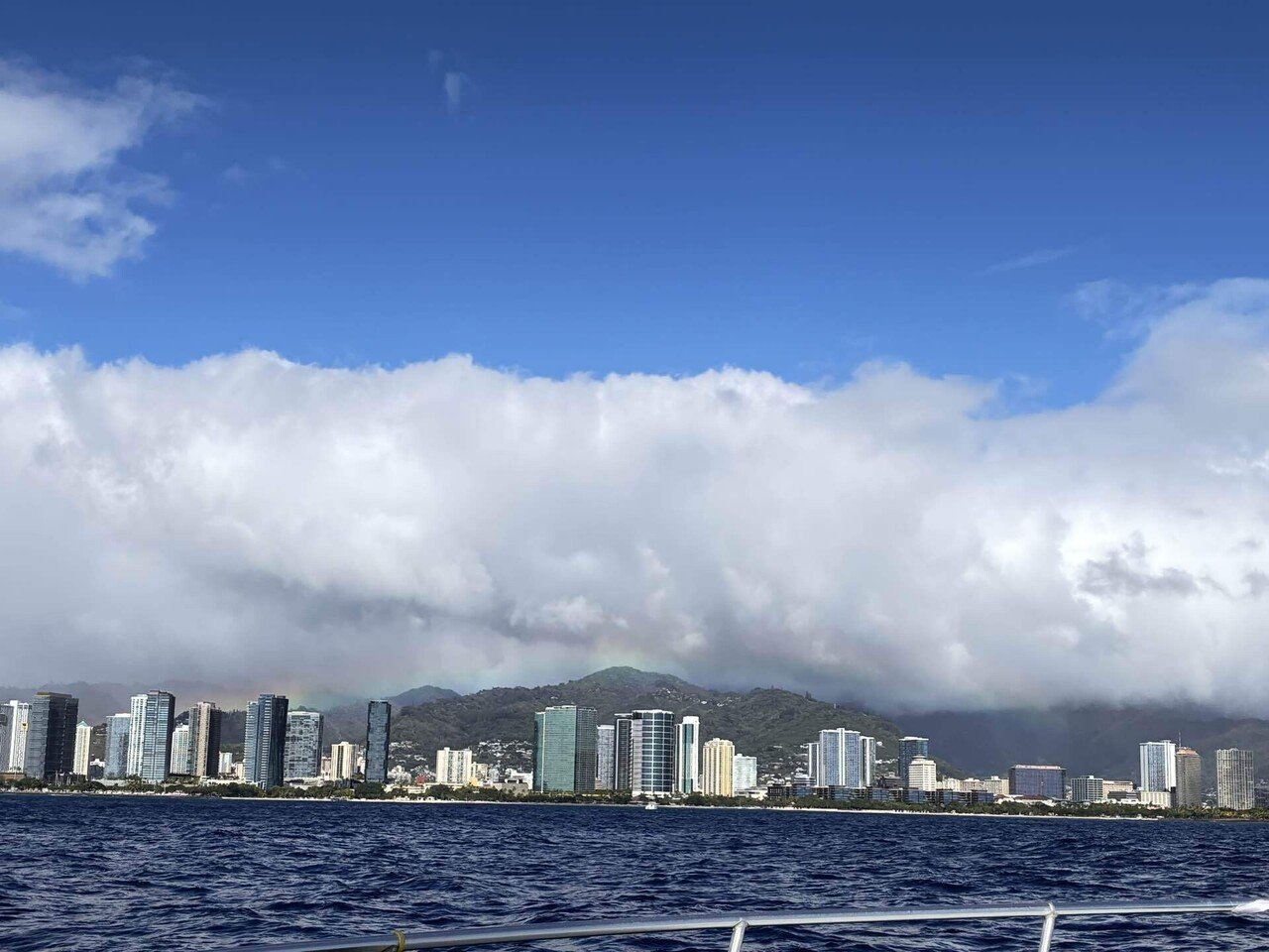 THPヨーヨー  ハワイ  ホノルル ホノルル乗り継ぎ観光ガイド｜短時間で楽しむハワイの魅力 | VELTRA