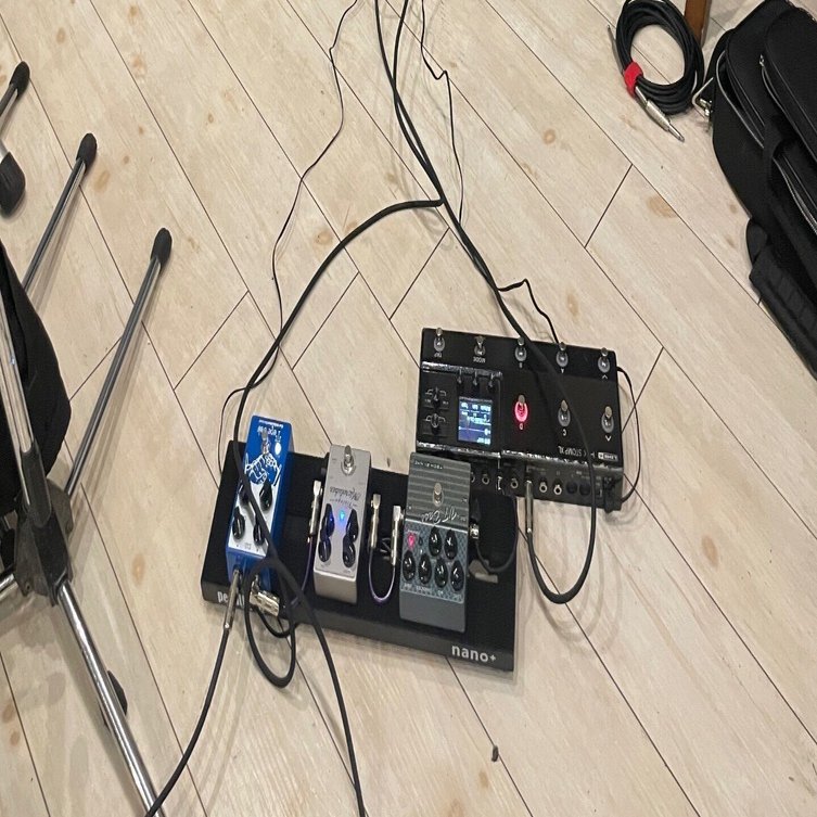 エフェクターボードを組んだぞ〜！｜うえだ