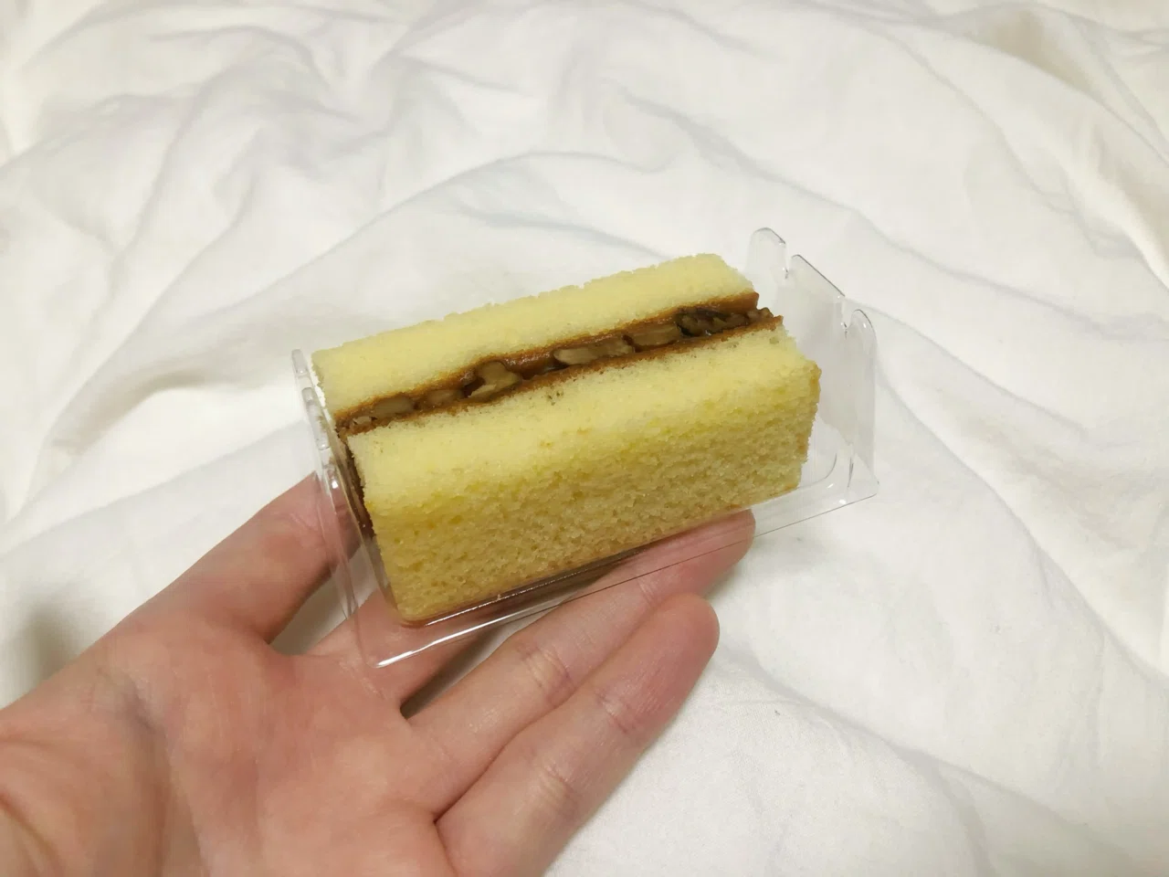 道民3年生、六花亭全商品食べてみた(かった)。｜ざわ(藍沢未羽)