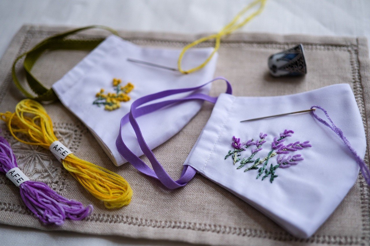 花刺繍の布マスク制作キットのご紹介 Art Fiber Endo Note 花刺繍の布マスク制作キットのご紹介 Art Fiber Endo Note