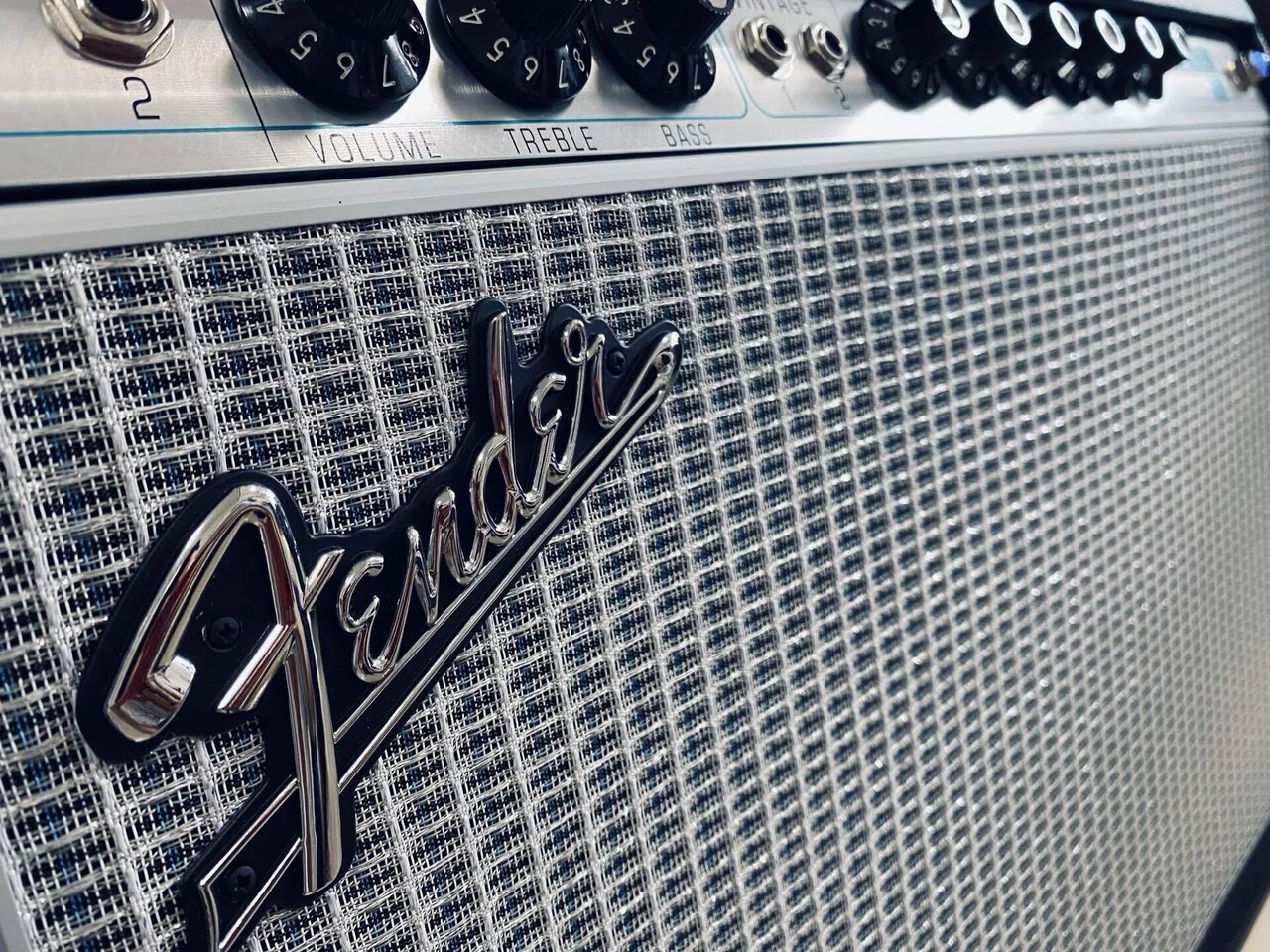 Fender 68 Custom Deluxe Reverb レビュー｜森の秘密基地
