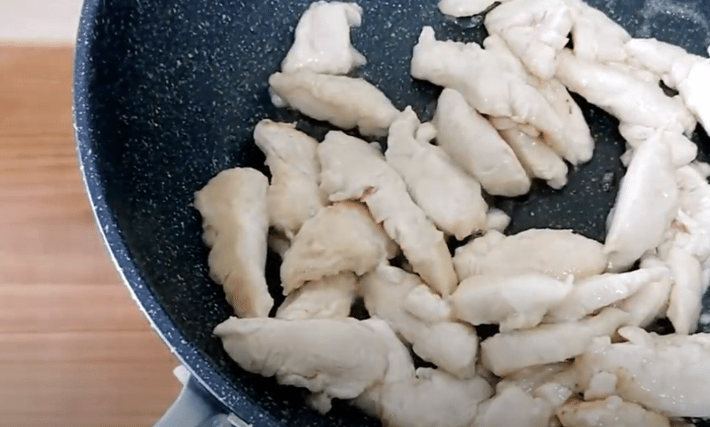 鶏肉が驚くほど柔らかくなる方法ささみ肉の野菜炒めの作り方 解説付き 鶏肉をパサパサしない方法 Dejima Cooking Note 鶏肉が驚くほど柔らかくなる方法ささみ肉の野菜炒めの作り方 解説付き 鶏肉をパサパサしない方法 Dejima Cooking Note