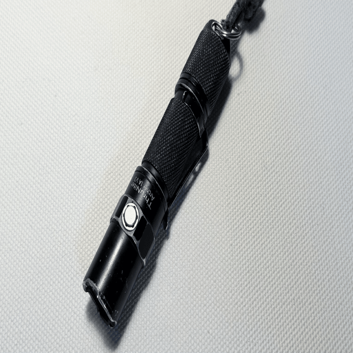 【緊急募集】本格カメラマン使用のフラッシュライト 緊急募集】本格カメラマン使用のフラッシュライト